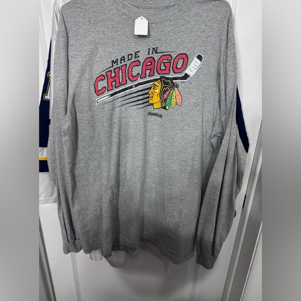 Vintage Reebok Chicago Blackhawks long sleeve
